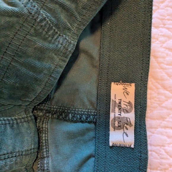 Free People Pull On Flare Corduroys Size 26 Shining Sea Green Color - Picture 6 of 8